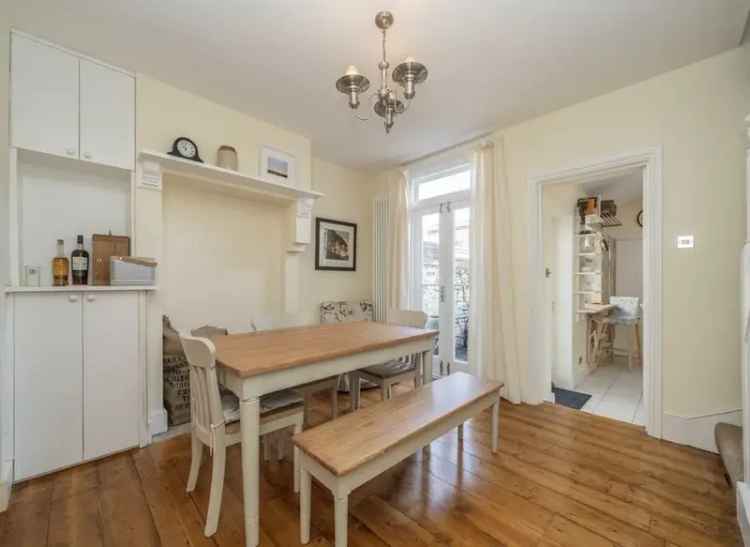 Two Double Bedroom Freehold House Shaftesbury Estate