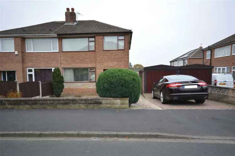 House For Sale in Wakefield, England