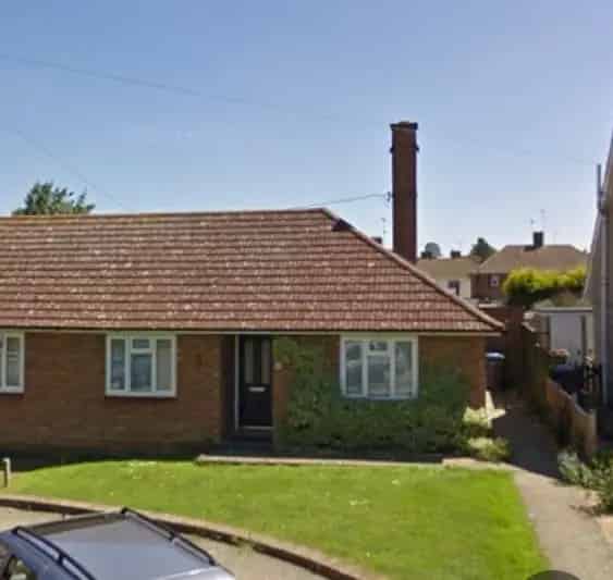 2-Bedroom Bungalow Downsizer  Large Garden Disabled Access