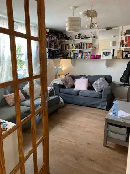 Flat For Rent in London, England