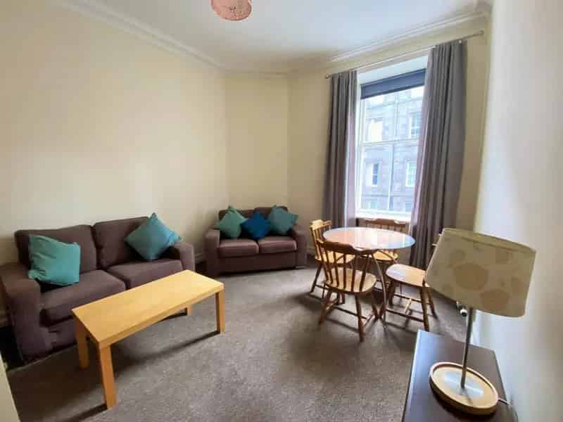4 Bedroom HMO Flat to Rent in Edinburgh East End