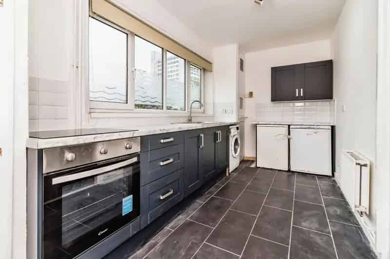 2 Bedroom Mid Terrace Flat to Rent Manchester City Centre