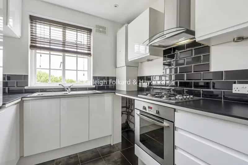 Flat For Rent , London, England