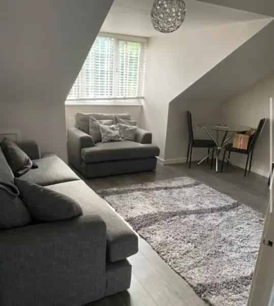 1 Bed Flat Swap for 2-3 Bedroom House