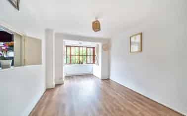 4 Bedroom House in Wellesley Park Near Wellington and Taunton