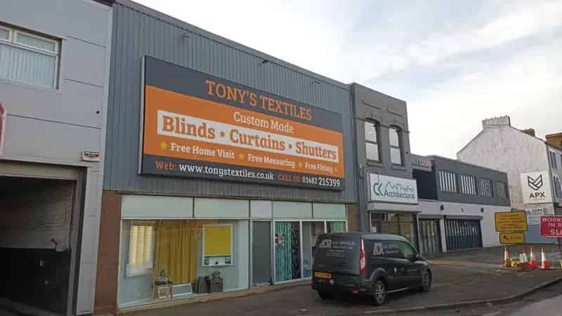 Retail Unit with Garage Workshop and Mezzanine