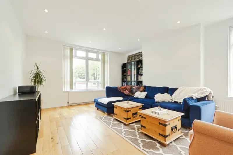 Spacious Detached Family Home with Self Contained Annex