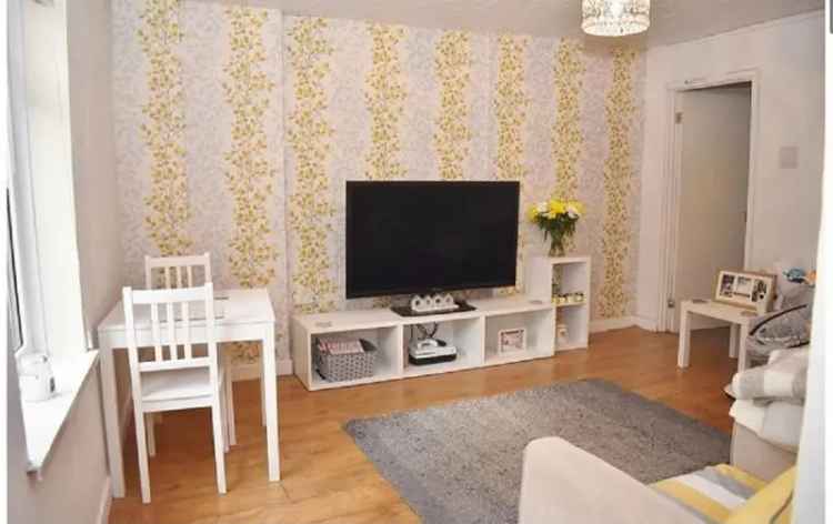 2 Bedroom Ground Floor Apartment - First Time Buyer or Investment