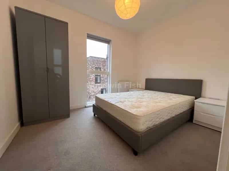 3 Bedroom Townhouse Manchester Islington Wharf Modern Fully Furnished