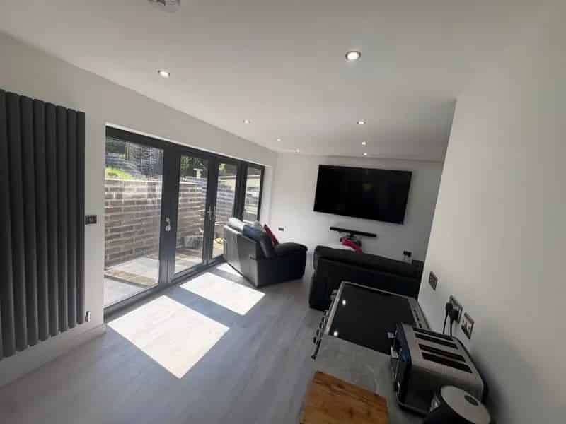 3 Bedroom Detached House Llansamlet