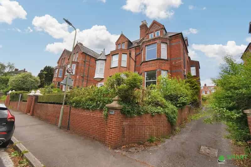 1 Bedroom Apartment for Sale