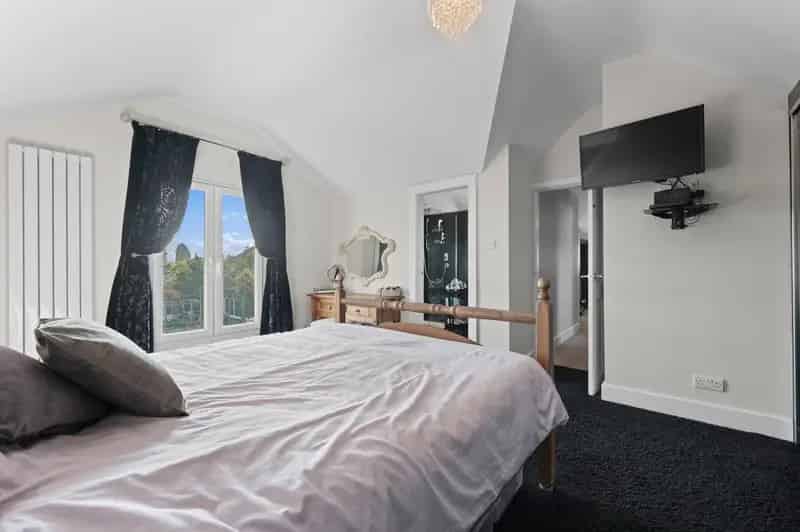 4 Bed Detached House for Sale Carlton