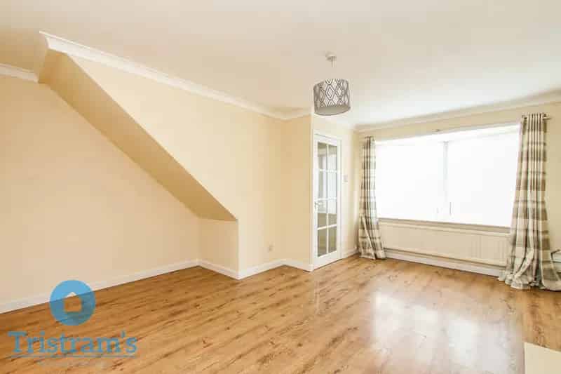 2 Bedroom Terrace House to Rent