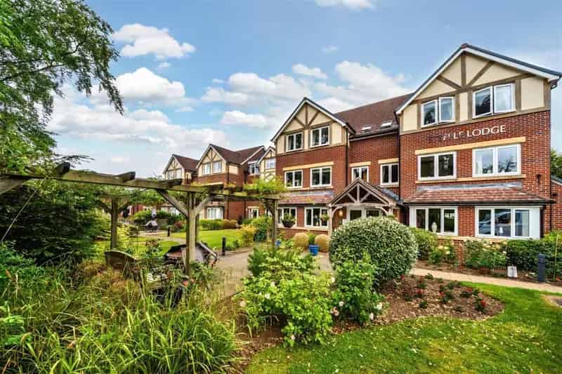 1 Bedroom Retirement Apartment Ground Floor Communal Garden Patio