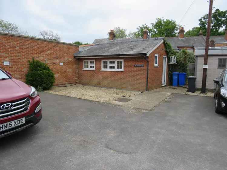Self Contained Office to Let Hartley Wintney