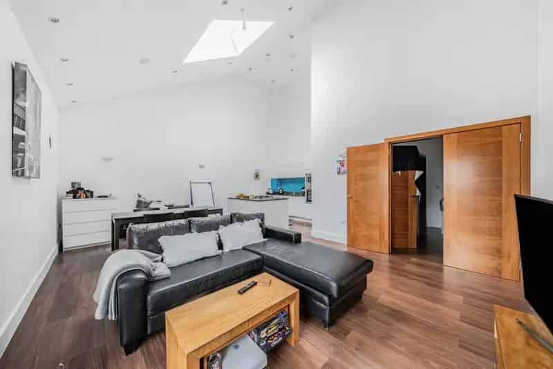 Flat For Rent , London, England