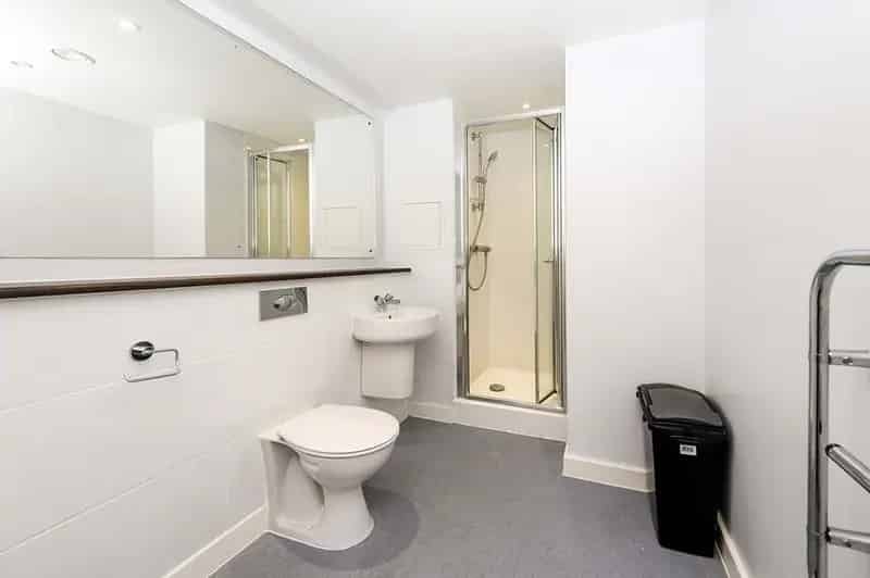 Studio Apartment Liverpool City Centre Available Late March