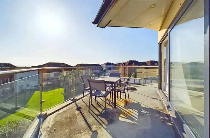 3 Bedroom Penthouse Apartment for Sale Poole Bay Views