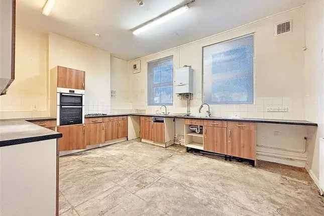 Terraced house for sale in Endymion Road, London N4