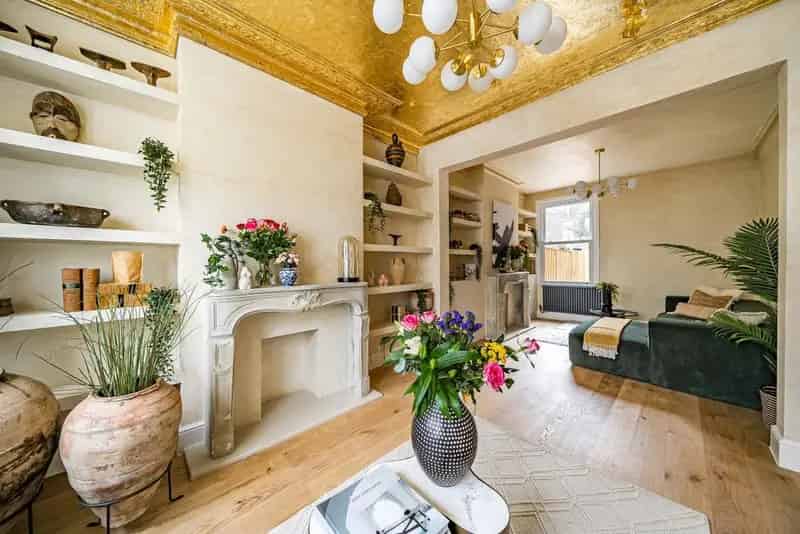 5-Bedroom Family Home Short Term Rental Queens Park