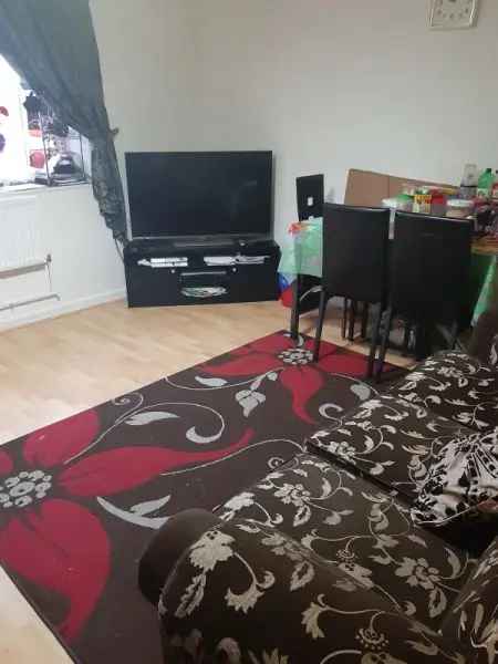 Flat For Rent in Nottingham, England