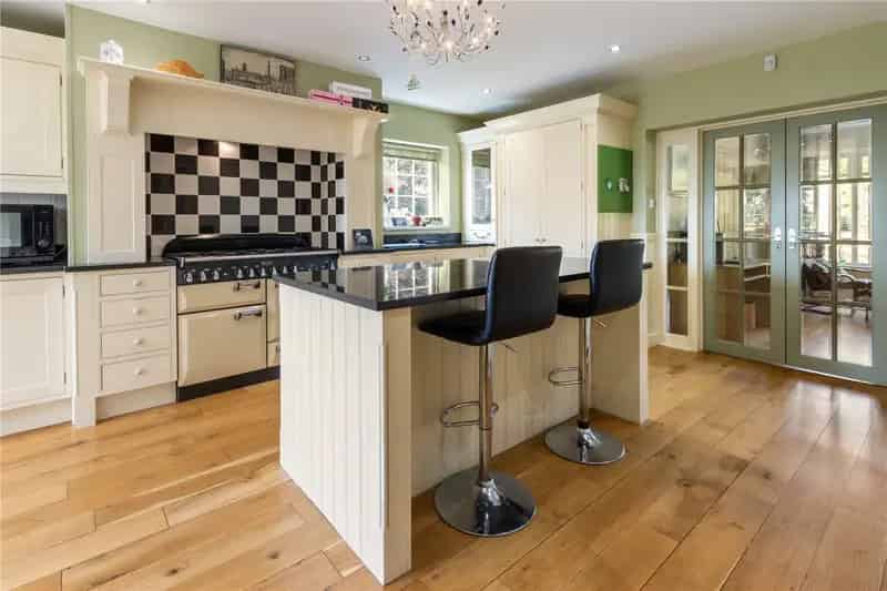 3 Bed Detached House Grasby - Desirable Village Location