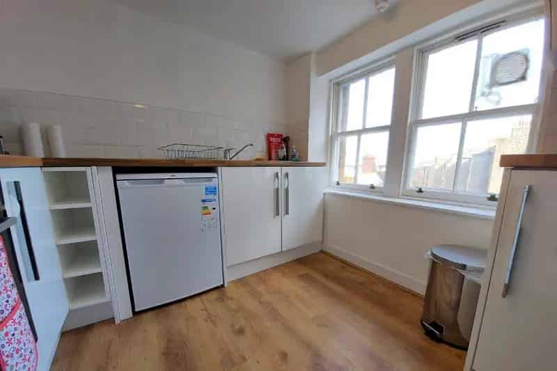 3 Bedroom Flat Castlegate Aberdeen