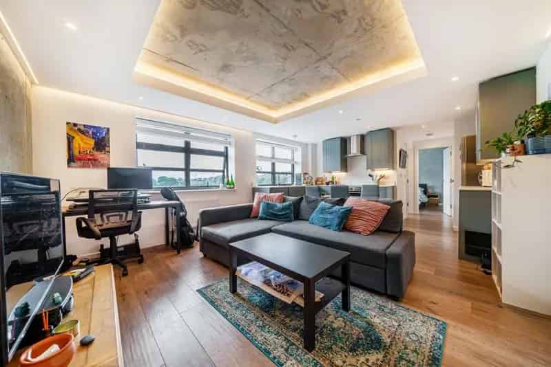 One Bedroom Apartment Wimbledon New Build Contemporary Rental