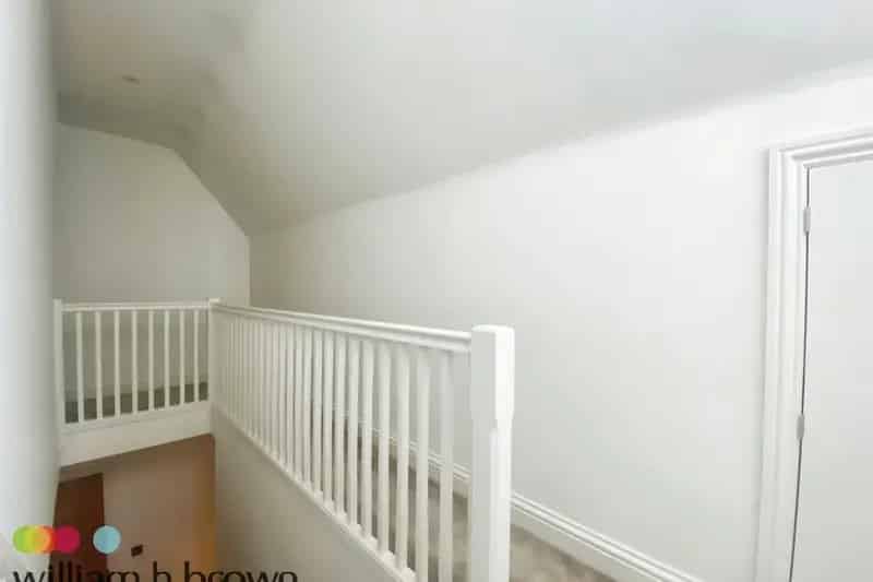 2 Bed Flat with En-Suite and Balcony