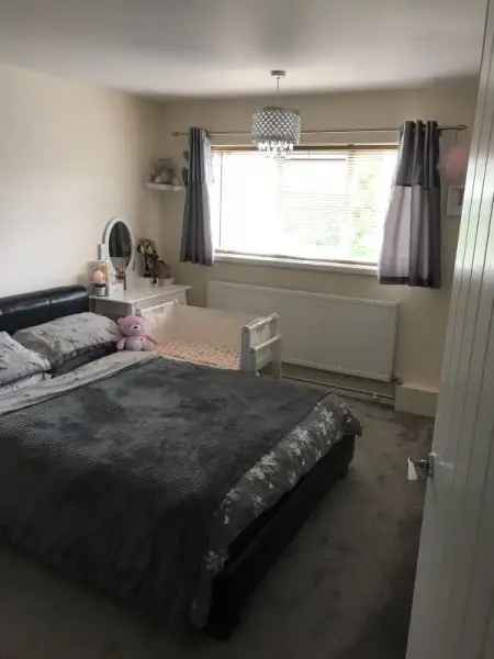 Flat For Rent in Basildon, England