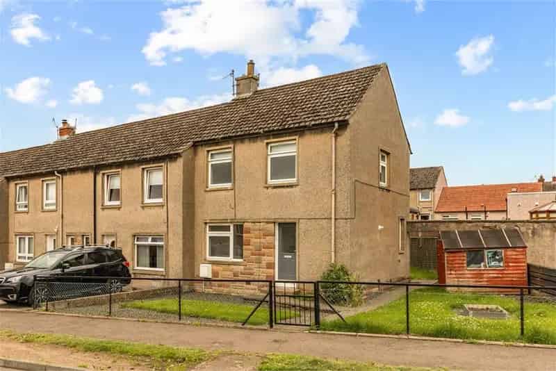 2 Bed House - End Terraced with 1 Reception Room