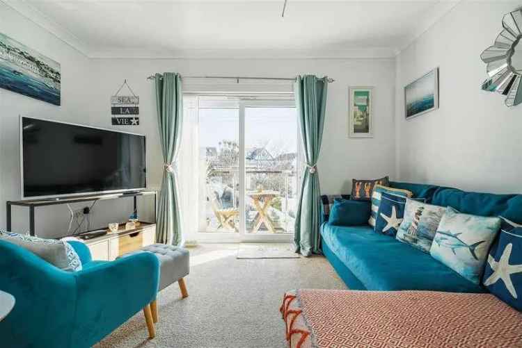 2 Bed Flat for Sale Above Porth Beach