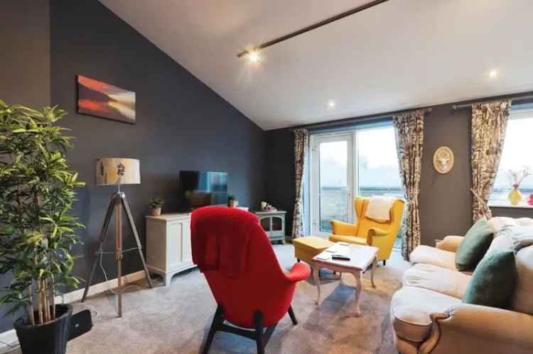 3 Bedroom Penthouse Sheffield S11 For Sale