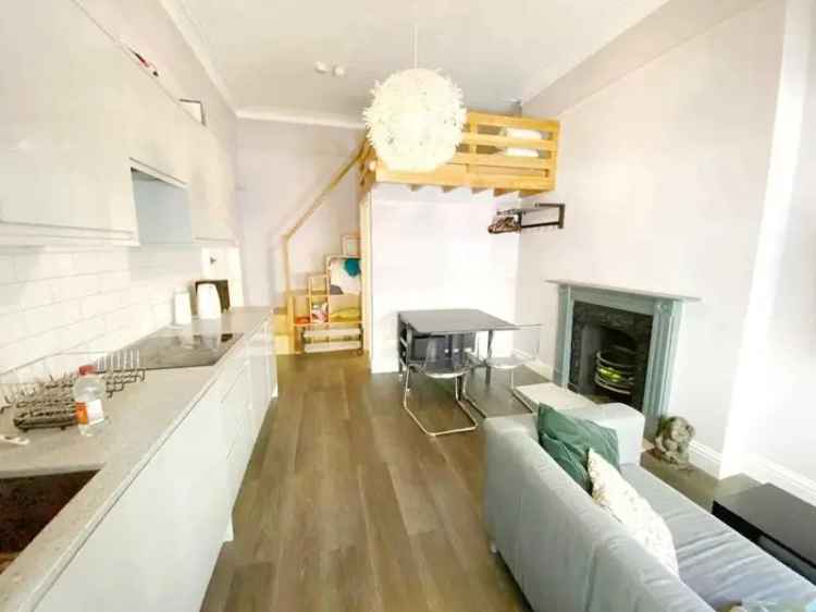 Studio to Rent
