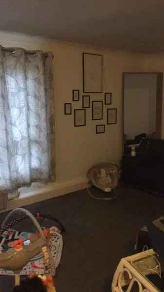 Flat For Rent in Basingstoke and Deane, England