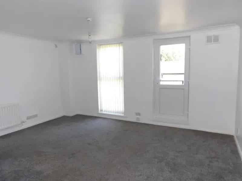 1 bedroom Flat
 To Let