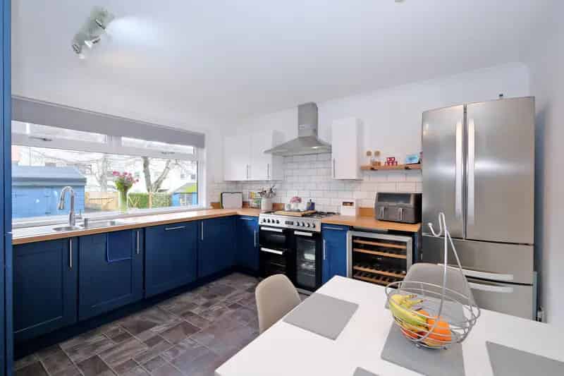 2 Bedroom Mid Terraced House for Sale