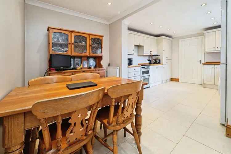 3 Bedroom End House in Beverley