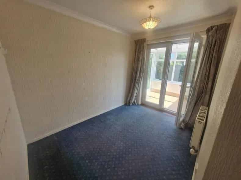 2 Bed House for Sale Semi Detached Bungalow Extended Spacious Accommodation