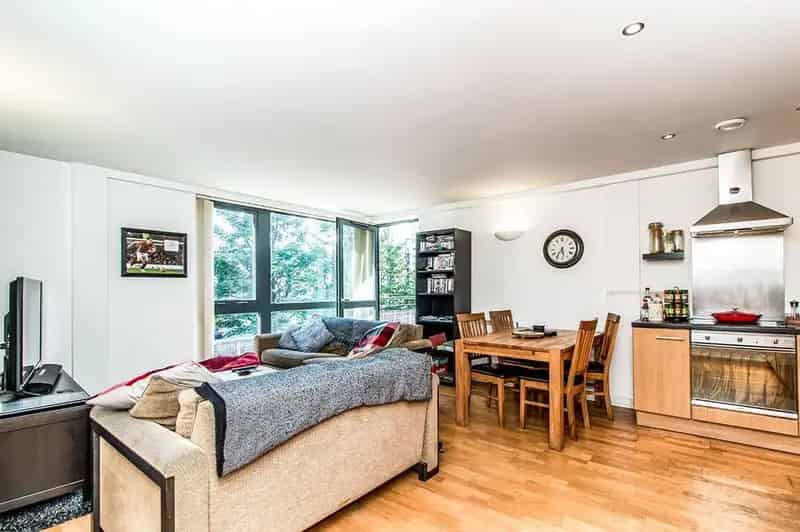 2 Bed Furnished Apartment Manchester Castlefield Available November 2024