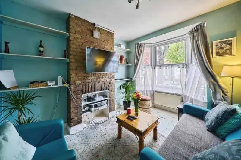 Two Double Bedroom Period Home with Loft Room and Garden