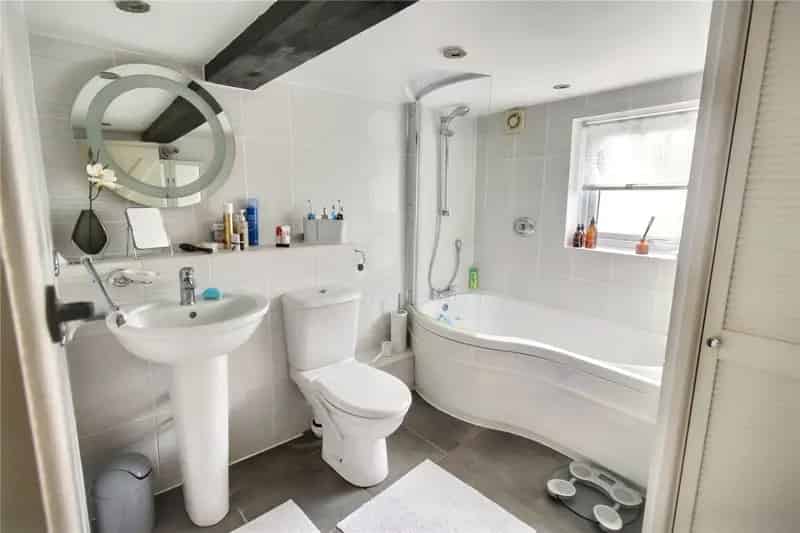 4 Bedroom House Felthorpe Historic Ex Post Office
