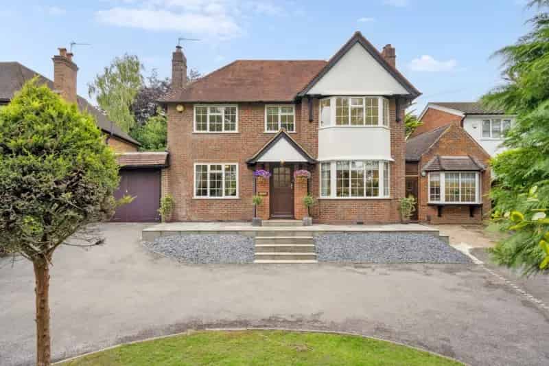 4 bedroom House
 For Sale