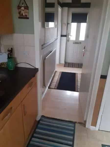 2 Bed House Large Garden Near Wednesfield Village