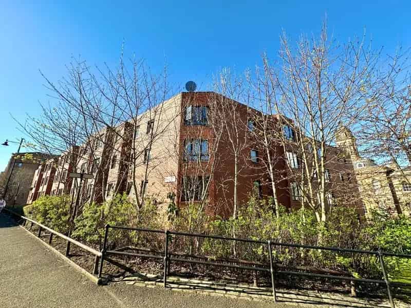 2 Bedroom Flat to Rent in Glasgow Cowcaddens
