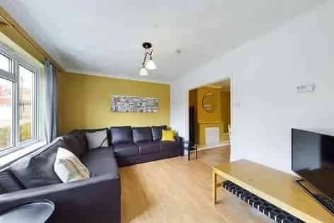 6 Bedroom House 66m² Southampton Modern Student Property