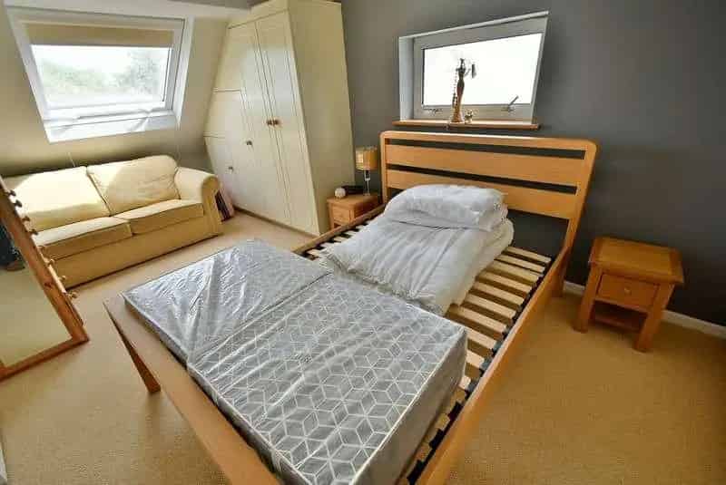 4 Bed Detached House For Sale Large Garden Ample Parking
