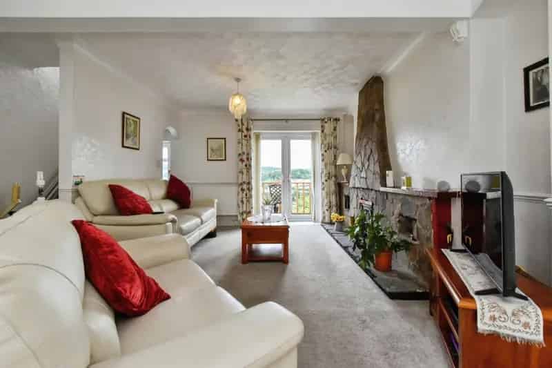 2 Bedroom Teraced House for Sale