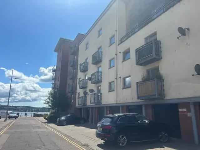 2 Bedroom Flat to Rent