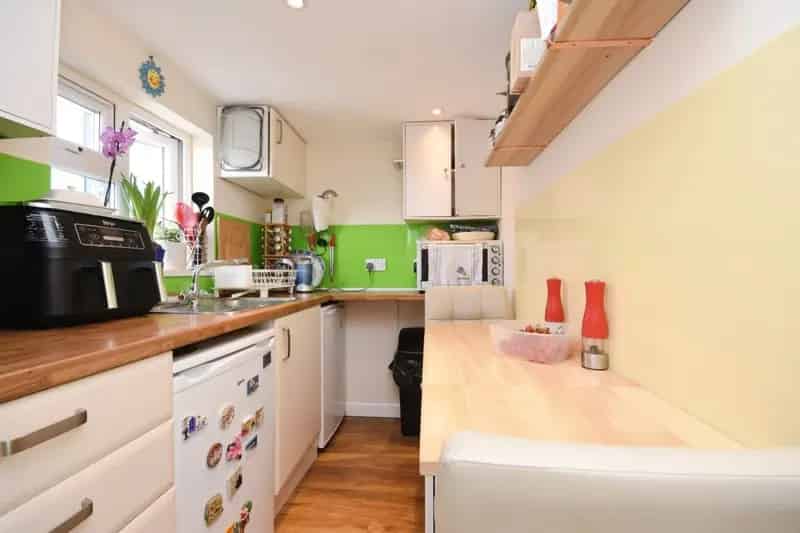 Three Four Bedroom House with Open Plan Kitchen Diner and Garage Romford